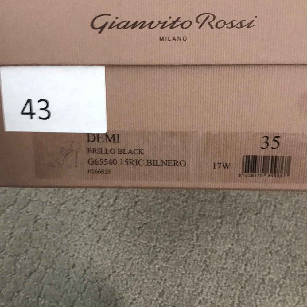 Shoes - Picture 5 of 5